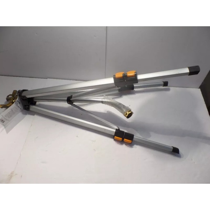 MELNOR 897-926 DELUXE METAL PULSATING SPRINKLER WITH TRIPOD