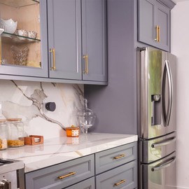 OC Acoustic Newport Plug-in Outlet Wireless Bluetooth Speaker with Built-in USB Type-A Charging (Black)