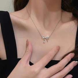 Aneneiceera Boho Crystal Bow Choker Necklace Silver Cz Bow Pendant Necklace Vintage Hollow Bow Necklace Rhinestone bowknot Collar Necklace Jewelry for Women