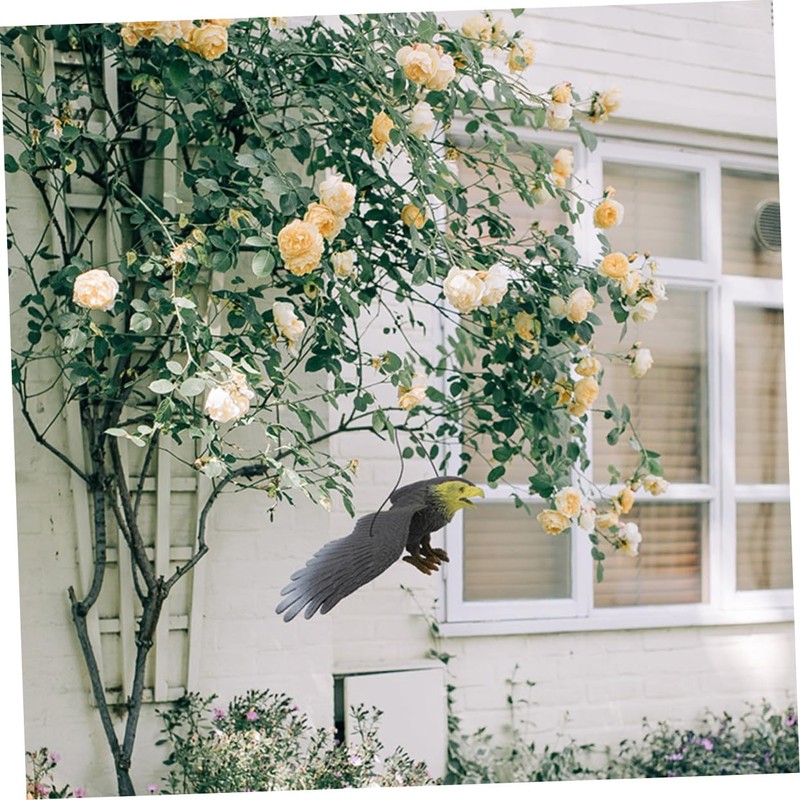 Lifelike Hawk Scarecrow – Decoy for Birds, Pigeons & Cats