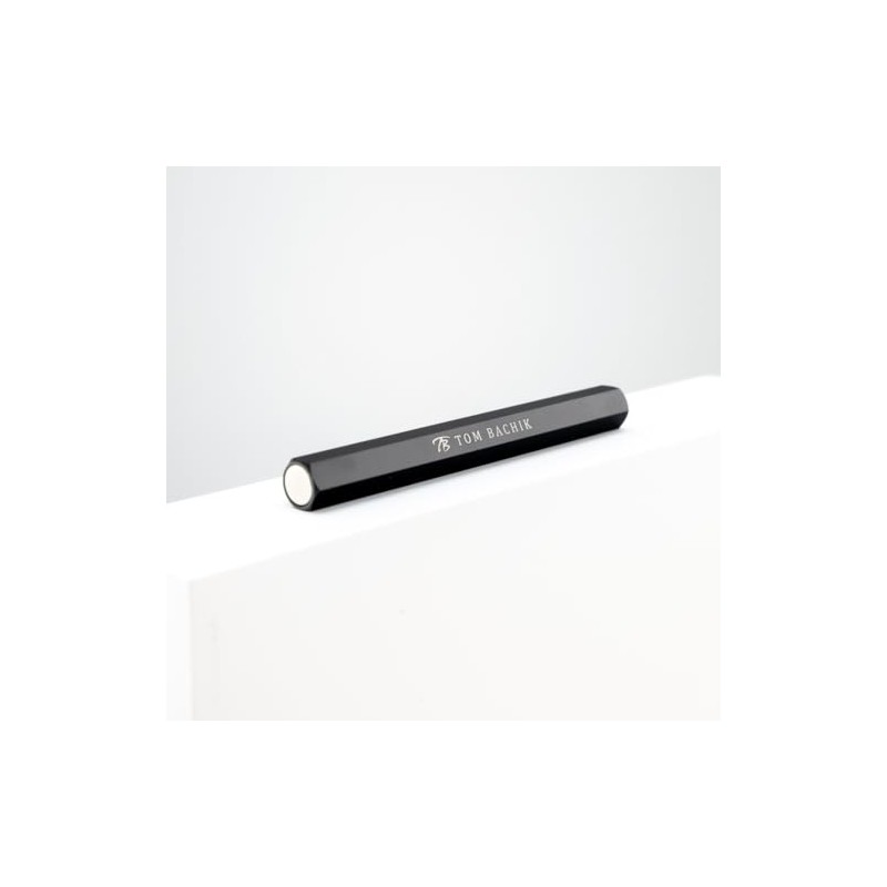 Tom Bachik Magnet Stick – Dual-Ended Magnetic Nail Art Tool