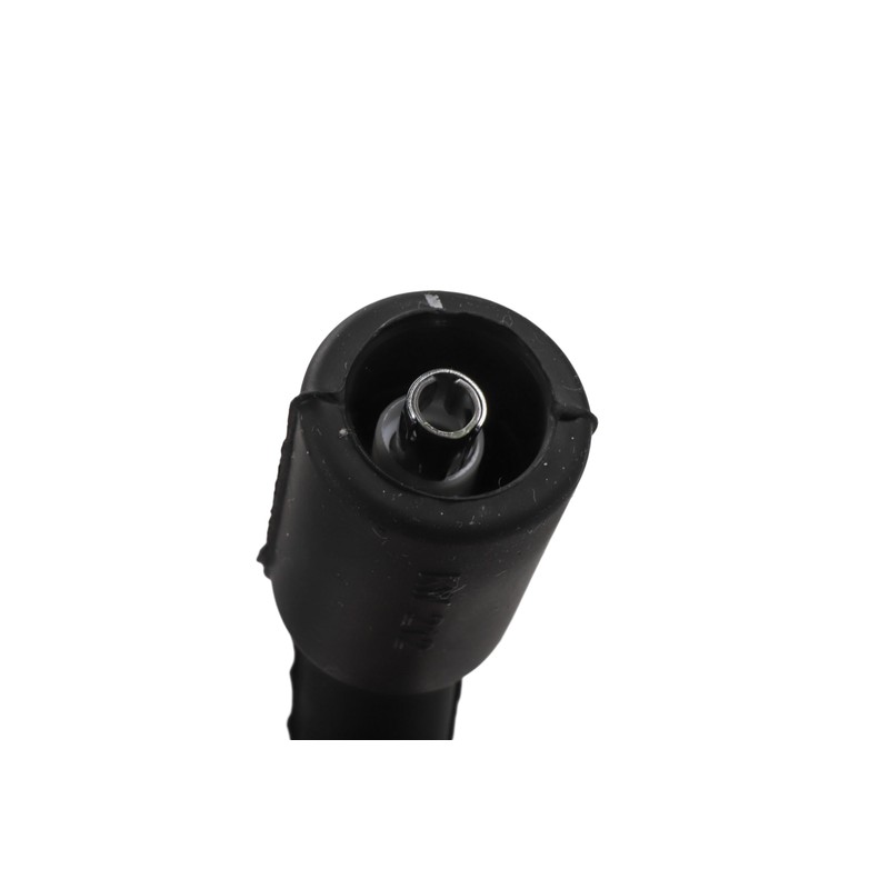 GM Genuine Parts 19431551 Sparkplug Wire Kit