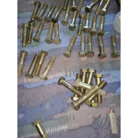 lake erie 7/8"-9 ×4" Grade 8 Bolt Made In Usa Hex Cap Screw (quantity of 8)