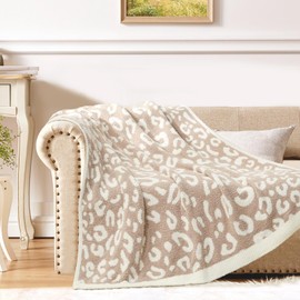 standhustle Soft Begie Leopard Throw Blanket for Women 50X60 Ultra Cozy Beige Leopard Throw for Couch Bed Comfort Soft Thick Blanket for Women at Christmas