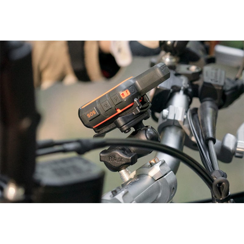 RAM MOUNTS Spine Clip Holder Garmin Universal 1" Ball RAM-B-202-GA76U