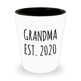 HollyWood & Twine Grandma Est 2020 Grandmother Reveal Gifts Grandma New Grandma Gift Idea for Grandma Baby Announcement Ceramic Shot Glass