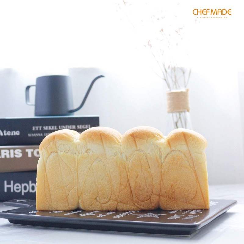 CHEFMADE Mini Pullman Loaf Pan with Lid, 0.66Lb Dough Capacity