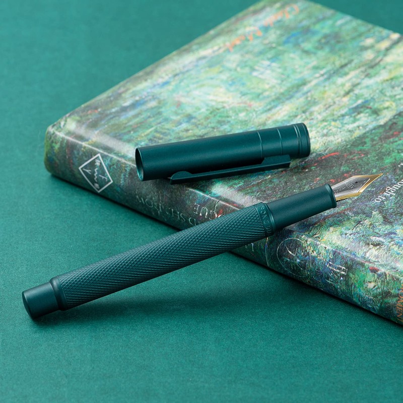 Hongdian Green Forest Fountain Pen Blade Nib Classic Design Calligraphy