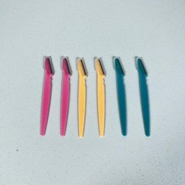 eyebrow trimming eyebrow razor / 눈썹정리 눈썹칼