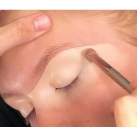 Helen É Cosmetics Double Base Eye Primer & Concealer (Shade 1)