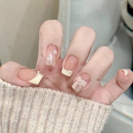 BQZQPAMZ 30Pcs White French Tip Press Nails Bow Short Square Fake Nails 3D Flower Stick on Nails with Pearl Full Cover Acrylic Nails for Women DIY Spring Nail Art Supplies