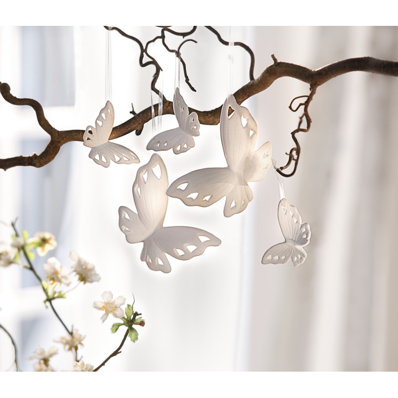 Hanging Butterfly White. Pack of 5