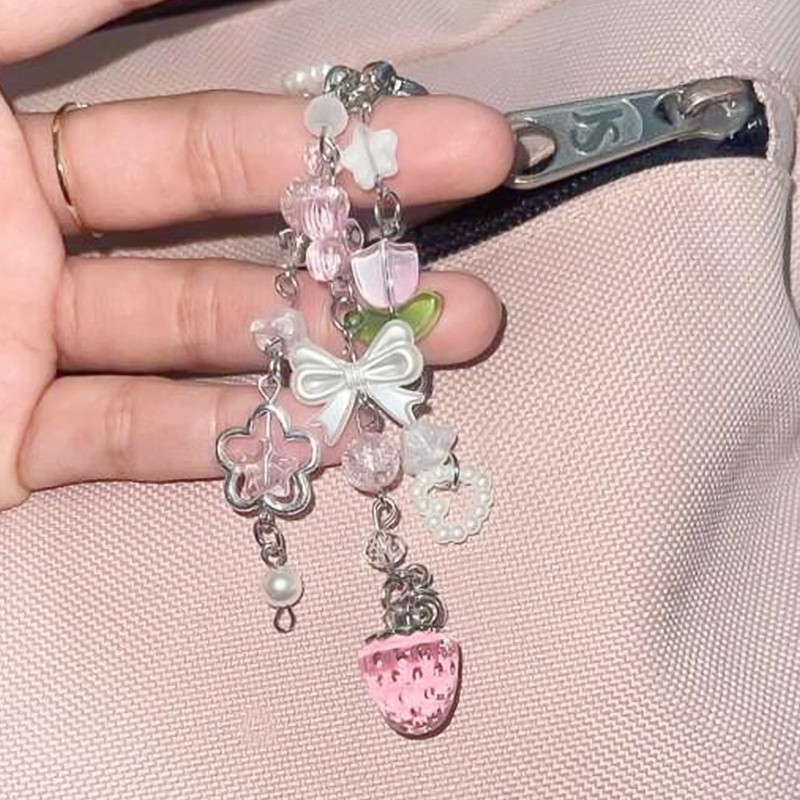 Cute Pink Strawberry Keychain Y2K Keychain Bow Flower Heart Pendant