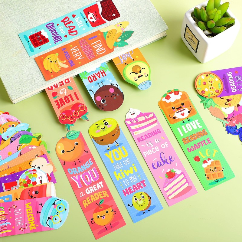 Lincia 150 Pcs Scratch and Sniff Bookmarks - Cute Assorted