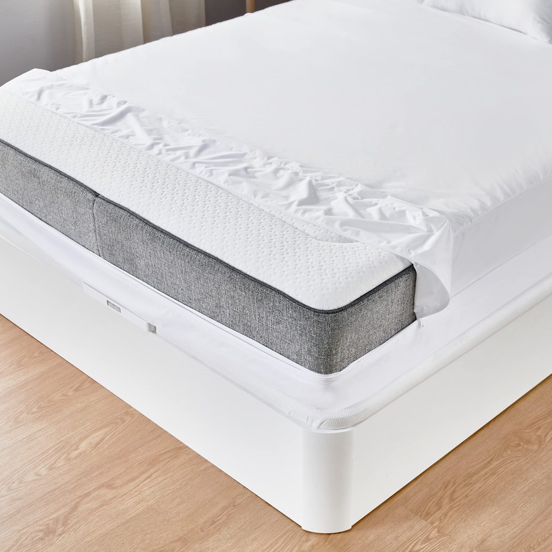 Pikolin Home - Sanitary Mattress Protector – Waterproof, Breathable, white