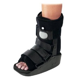 DJO 79-95428 PROCARE MaxTrax Air Ankle Walker, X-Large, Shoe Size: Female NA, Male 14-17