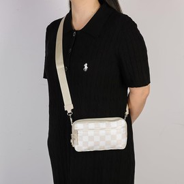 hibear Dual Wristlet Wallets for Women,Checkered Crossbody Purse with 4 Zippers Large Nylon Wristlet Purse with ID Window (Beige)