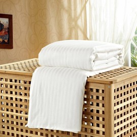 MOON'S SLEEPWARES Summer Mulberry Silk Comforter (King 104x90) SFDWH264x229-1