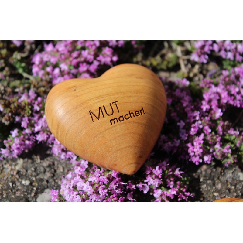 Thankgoods worry stone, say it with a heart, “MUTmacher!” (German