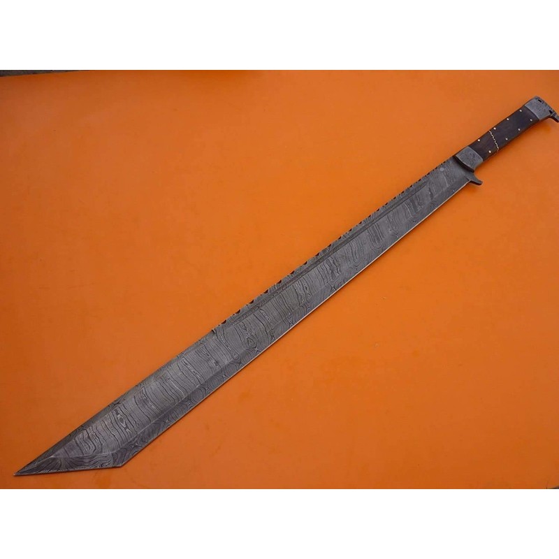 Sword ! Rare ! Custom Hand Forged Damascus Steel Machete