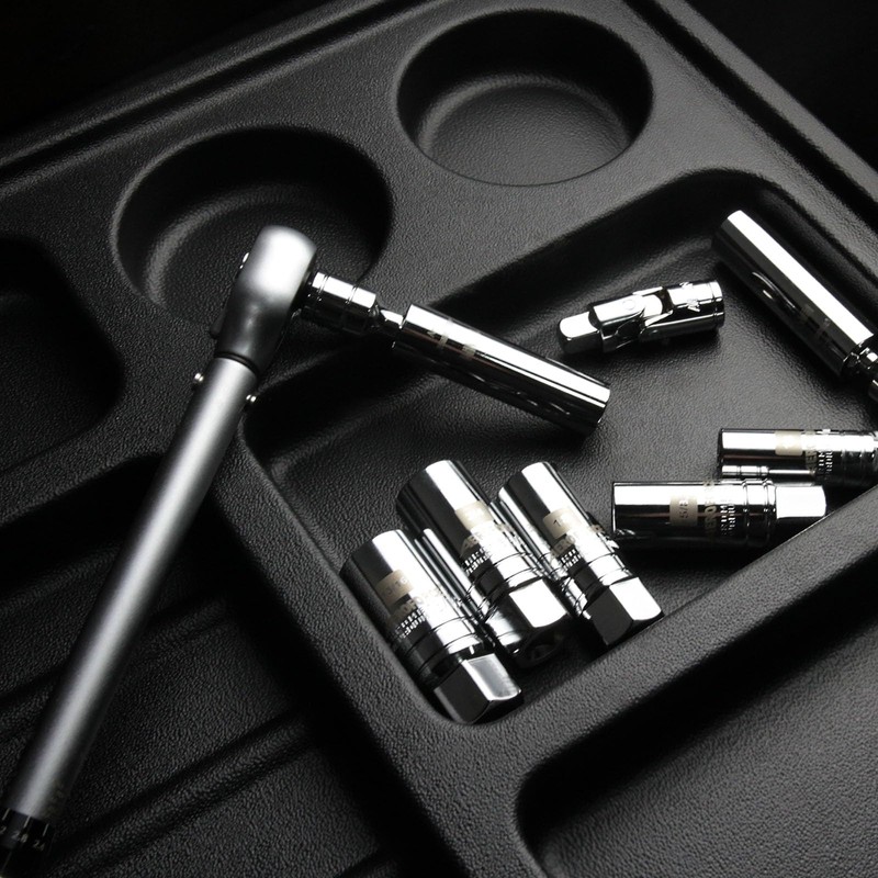 AEROFORCE 14PCS 3/8-Inch Drive Swivel Magnetic Spark Plug Socket Set