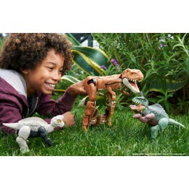 Mattel Jurassic World Fierce Changers 2-in-1 Dinosaur Action Figure, Massive Stretch Toy Transforms from Nasutoceratops to Giganotosaurus in 16 Steps