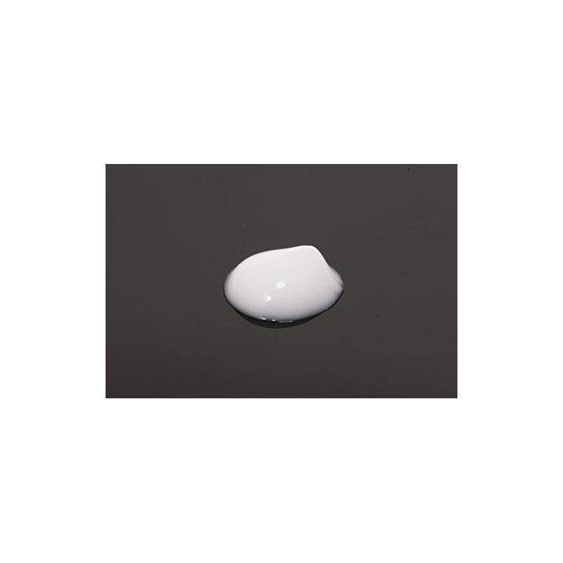 White reed princess to cover blackheads pores