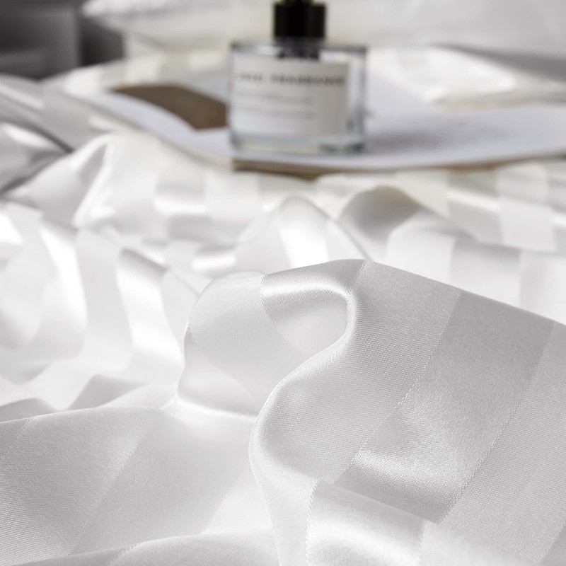 Damier Bed Linen 135 x 200 cm White Satin Shiny