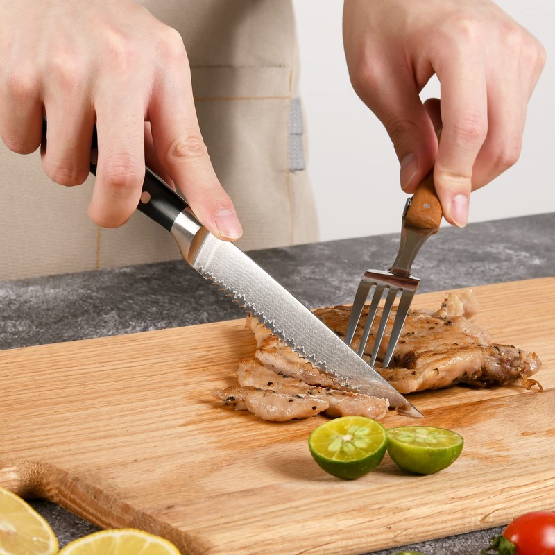 Steak Knife Set of 8, Damascus VG10 Steel Serrated Steak