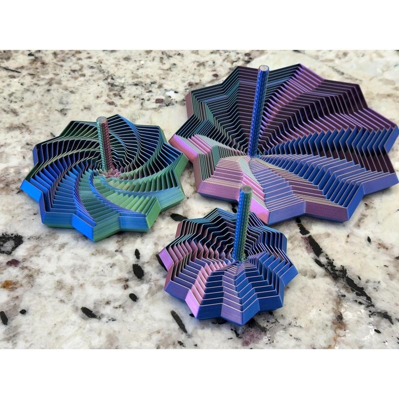 Expanded Sensory Fidget Star with Handle - Very Satisfying Sight