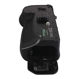 PATONA 1488 - Ersatz für Batteriegriff Panasonic DMW-BGG9 zu Lumix DC-G9 - mit IR-Fernbedienung (Batteriefach für 1x DMW-BLF19)