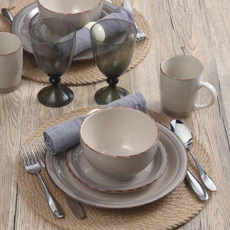 Pfaltzgraff Sadie 16-Piece Cream Dinnerware Set, Service for 4, Durable