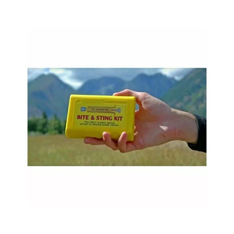 Sawyer Extractor Pump Snake Bite and Sting Kit