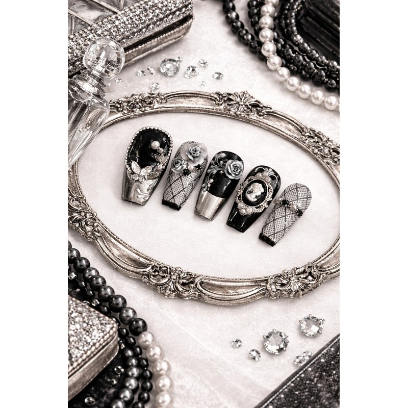 Luxury Nail Black Antique Cameo - M-Ballerina / 럭셔리네일 블랙