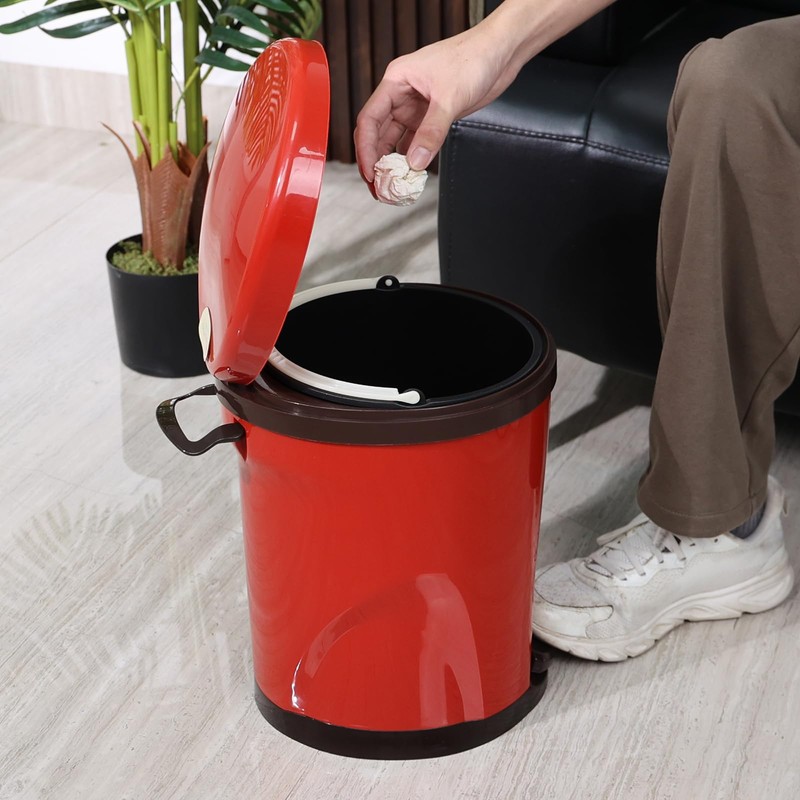 Cand 10 L Step Pedal Trash Can, Plastic Garbage Can