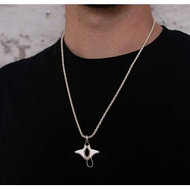 US Jewels Men's 925 Sterling Silver 30.5mm 3D Manta or Sting Ray Aquatic Pendant 4mm Curb Chain Necklace, 24in