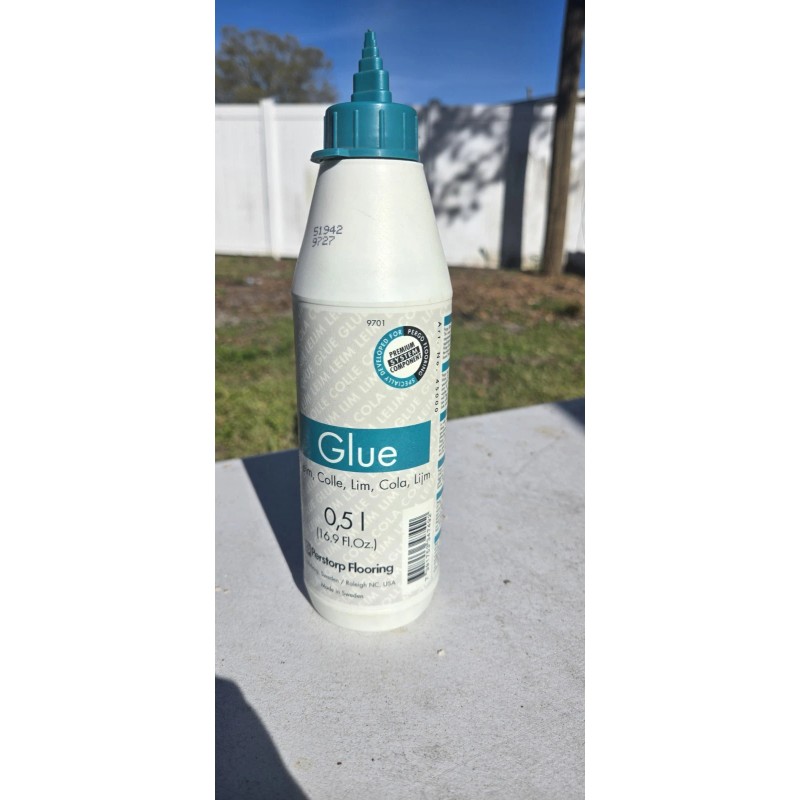 Pergo Floating Laminated Flooring Wood Glue 16.9 fl oz. Perstorp