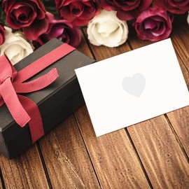 White Heart Stickers Roll 2.5 cm Valentine's Day Love Shape Labels Waterproof Removable for Craft Envelopes Boxes Gift Tags Bags Wedding 500 PCS