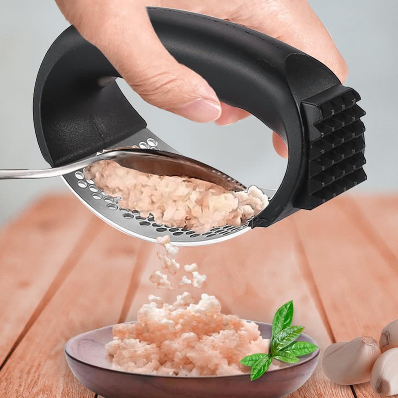 Best Garlic Crusher - Easy to Use Stainless Steel Garlic