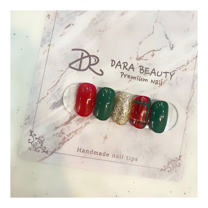 Next day delivery⭐Christmas checked nails⭐ / 다음날 발송⭐크리스마스 체크네일⭐