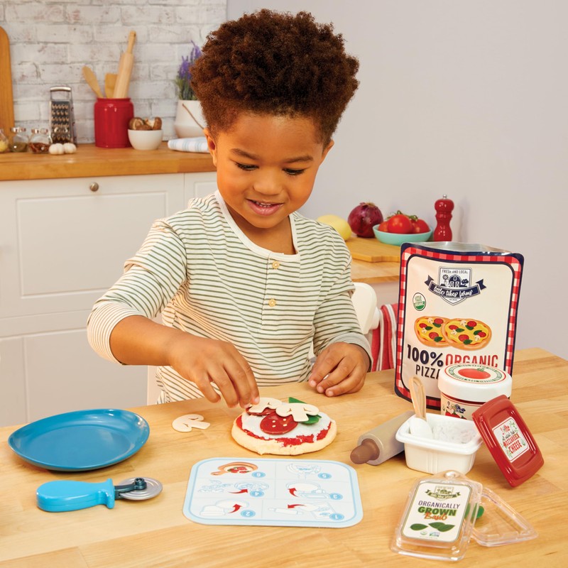 Little Tikes Creative Chefs Pizza Kit with Special Make-It Mix