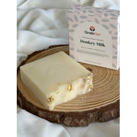 Pack of 4 Donkey Milk Cold Pressed Handmade Soap (4 x 100 Grams) Made With Real Donkey Milk - Savon Au Lait D'âne Fait A La Main (4x100g) - NO ADDED FRAGRANCES OR CHEMICALS