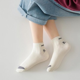 Girls Boys Cotton Socks,10 Pairs Quality Made Toddler Socks & Kids Socks,Soft Cotton Crew Socks For 3-18 Years Old Kids, Unisex Breathable Cute Fun Athletic Ankle Socks