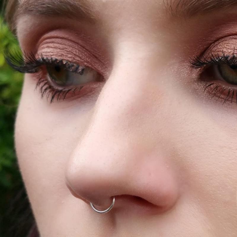 Fake Clip On Nose Ring 20g - Tiny Faux Piercing