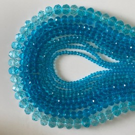 CrzBeadss 780Pcs Briolette Glass Beads for Jewelry Making, 3-10mm Faceted Lake Blue Crystal Glass Beads for Bracelets, Rondelle Crystal Loose Beads Bulk for Crafts Wine Charms Wind Chimes Suncatchers