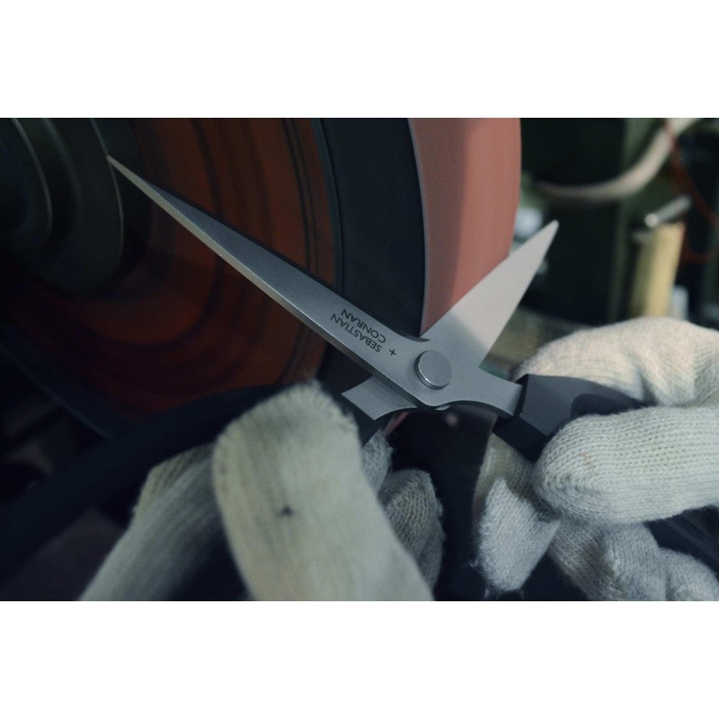 KAI DIRK kitchen scissors, black, with a total length of