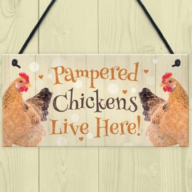 RED OCEAN Chicken Coop Sign Funny Pampered Chicken Sign For Hen House Chicken House Garden Sign