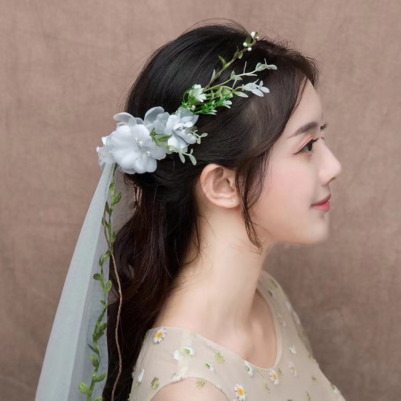 White Garland Veil Green Branch Exquisite Elegance Manual Satin Garland