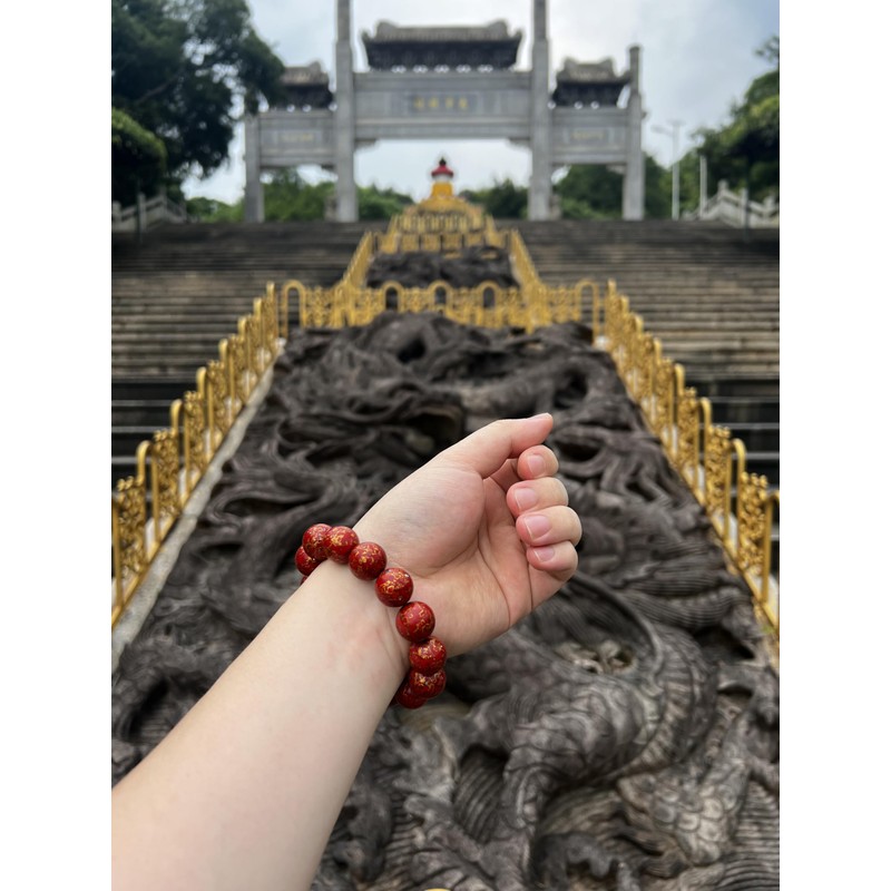 Chinese Lacquer Beads bracelets (red and gold)