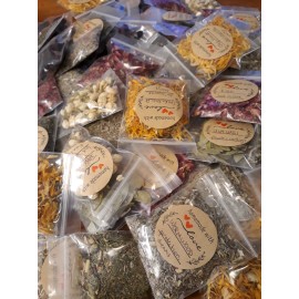 35 PCS Witchcraft Herb Assortment | Flowers & Herbal Spellcraft Altar Supplies